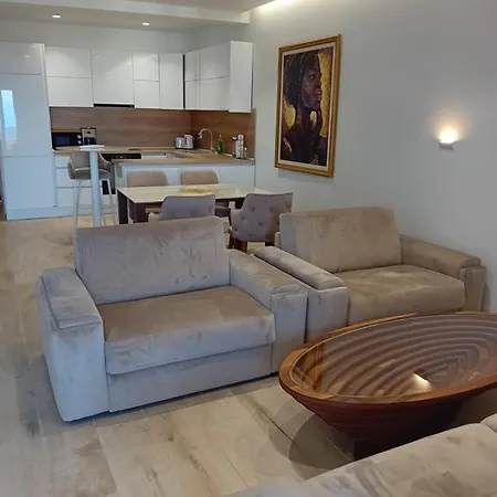 Apartment Nadine Makarska